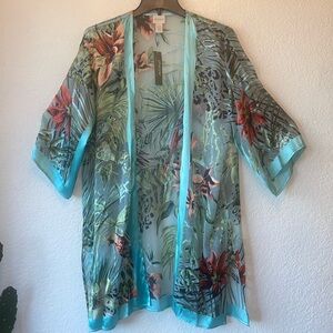 Chico’s beautiful tropical kimono. Brand new w/tags. Size SM/Med